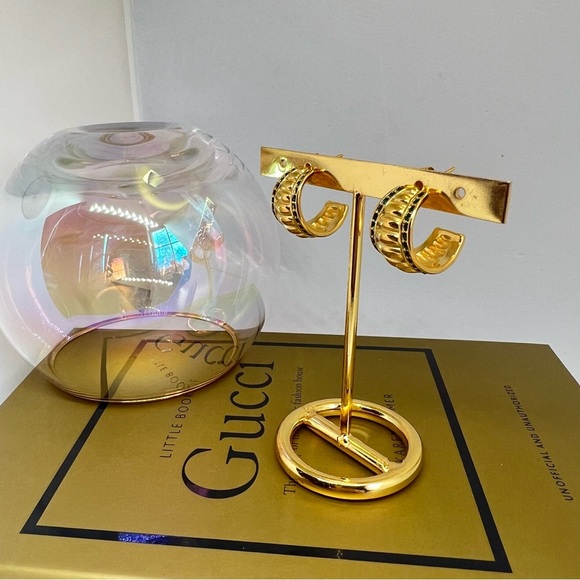 Earrings‎ - Picture 6 of 6